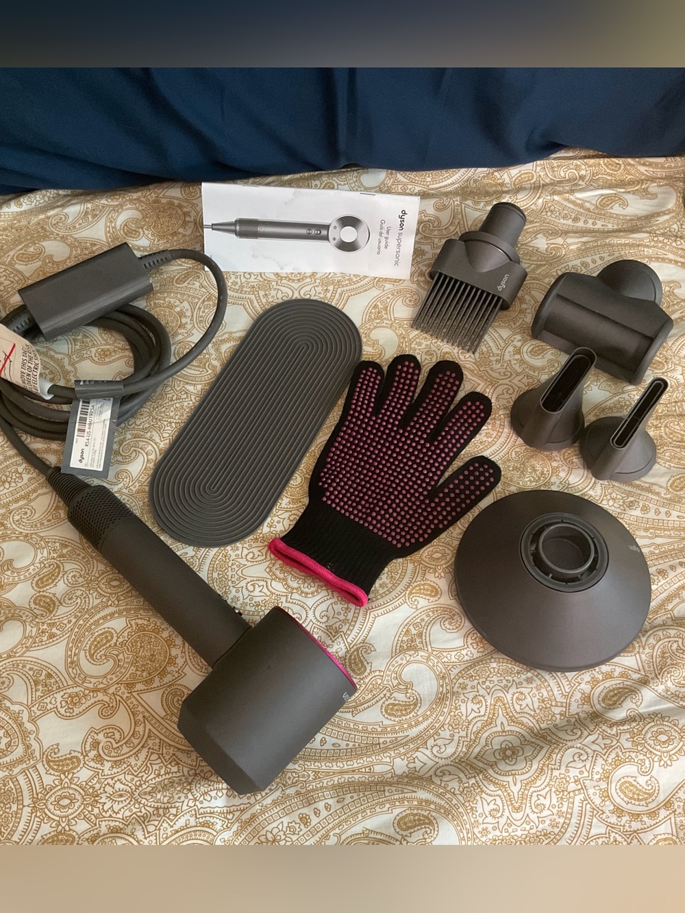 Dyson Supersonic Hairdryer + 5 Attachments